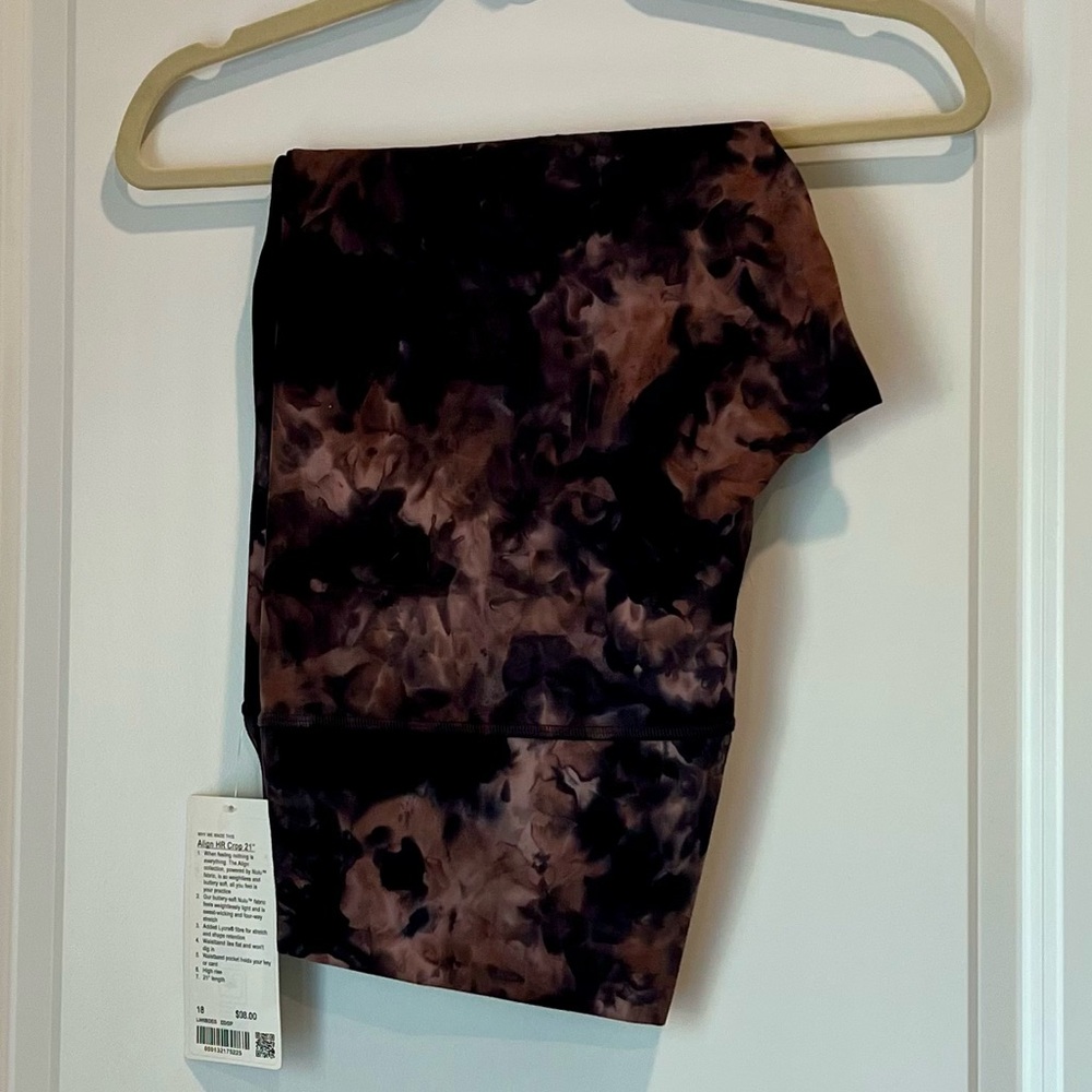 Lululemon Align crop